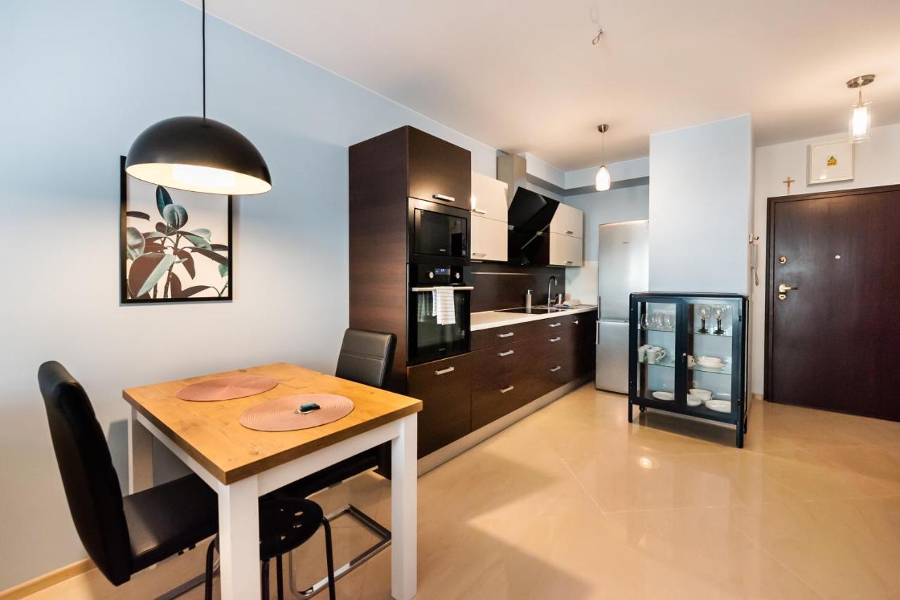 Wola Pleasure Place Apartment Varsovie Extérieur photo